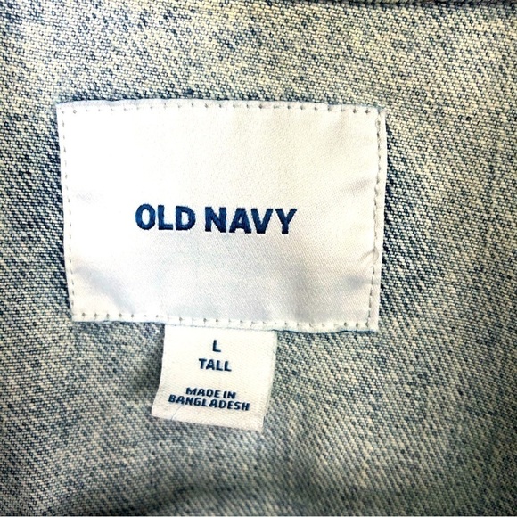 Old Navy Destructed Distressed worn Denim Jacket size large Tall - Picture 14 of 16
